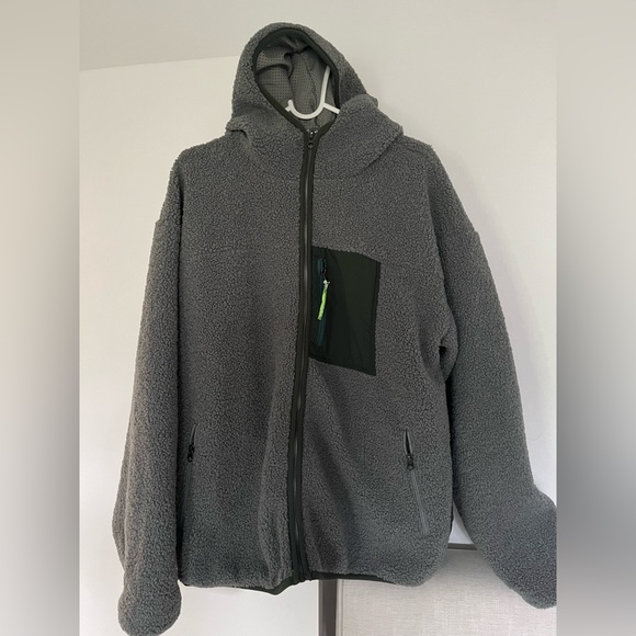 Huf Fort Point Sherpa Jacket - Picture 6 of 10